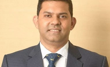 Retail investors are nervous; expect time-wise correction: Prakarsh Gagdani Prakarsh Gagdani, chief executive officer of 5paisa