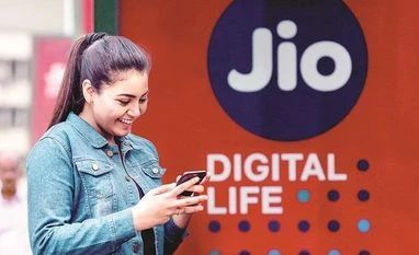 Reliance Jio announces new postpaid 'Jio Plus' for family of four reliance jio
