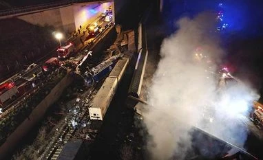 Fiery Greece train collision kills 26, injures at least 85, says official Greece train collision, Train collision