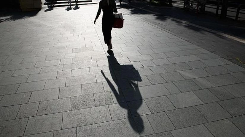 Women, female Women, female