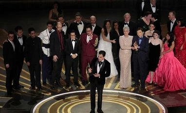 Everything, everywhere, all at once; Oscars 2023; Best Picture Daniel Kwan, Daniel Scheinert and Jonathan Wang win the Oscar for Best Picture for "Everything Everywhere All at Once" during the Oscars show at the 95th Academy Awards in Hollywood, Los Angeles, California, US, March 12, 2023. REUTERS/Carlos Barria