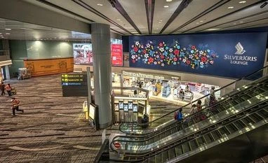 Singapore's Changi snatches back 'World's Best Airport' crown from Qatar Singapore airport