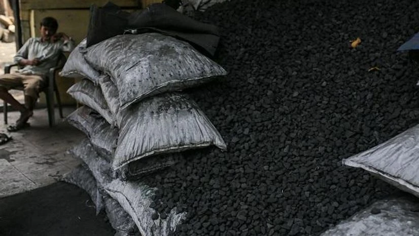 Coal Photo: Bloomberg