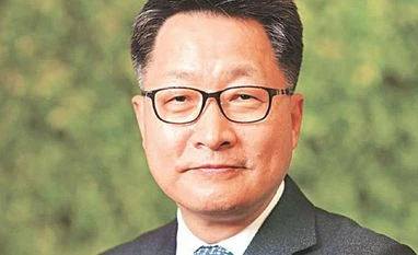 We want to become No. 1 EV player in India, says Hyundai's Unsoo Kim Hyundai Motor India CEO and Managing Director Unsoo Kim