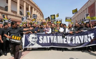 Opposition protest, Parliament Opposition protest, Parliament