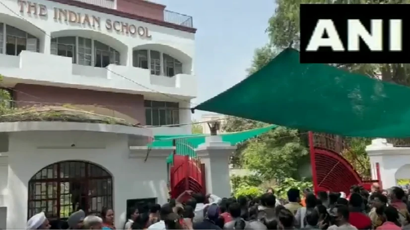 The Indian School in New Delhi receives bomb threat; campus vacated The Indian School in New Delhi receives bomb threat; campus vacated