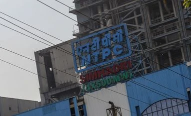 NTPC Renewable Energy wins bid for 80 MW solar project in Khandwa NTPC