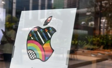 iPhone maker trying to get IP rights on Apple fruit in unique battle Apple