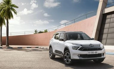 Refex Green Mobility signs pact with Citroen to procure 500 e-C3 EVs Citroen 's SUV C3 Aircross