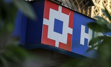 HDFC to raise up to Rs 8,000 cr through bonds, will offer 7.7% per annum HDFC, HDFC Bank