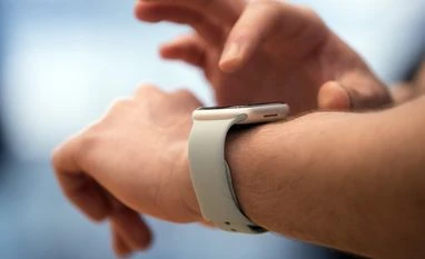 Apple to open first online shop in Vietnam in push to emerging market Apple