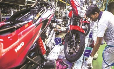 Hero MotoCorp dispatches dip 43% in April, hit by production pause Hero MotoCorp