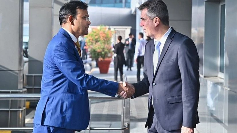 Minister of Foreign Affairs of Israel Eli Cohen being received upon his arrival in New Delhi Minister of Foreign Affairs of Israel Eli Cohen being received upon his arrival in New Delhi