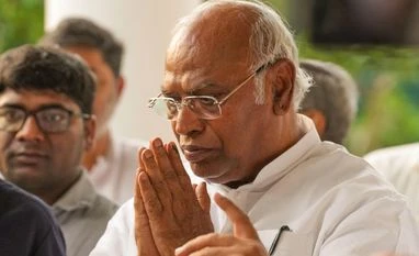 CBI meant to investigate crimes, not railway accidents: Kharge to PM Modi Mallikarjun Kharge