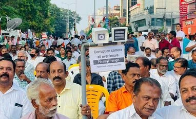 Congress lays siege to Kerala Secretariat on Left govt's 2nd anniversary Protest against LDF govt in Kerala