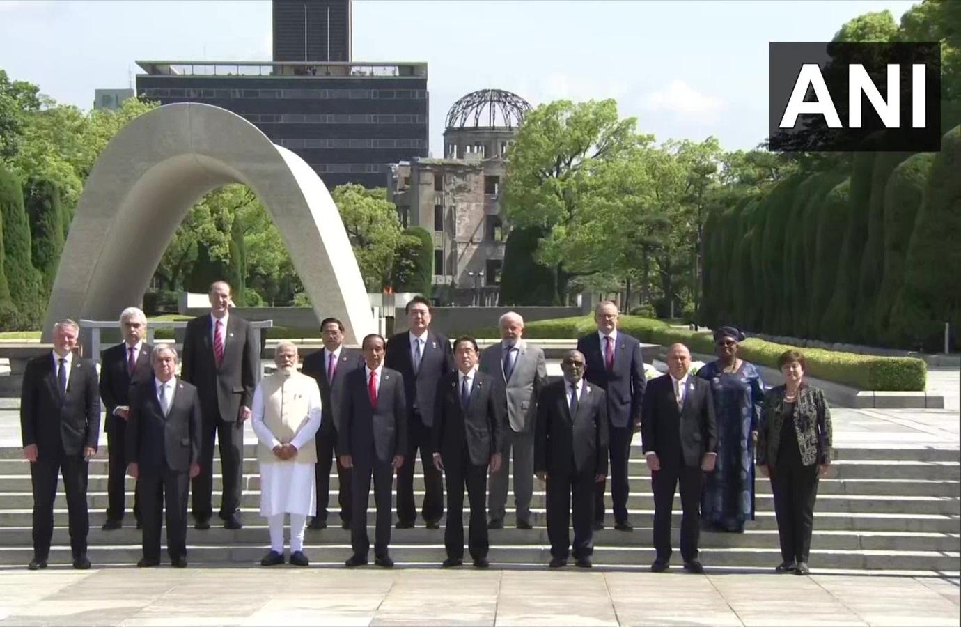PM Narendra Modi pays floral tributes at Hiroshima Peace Memorial Park