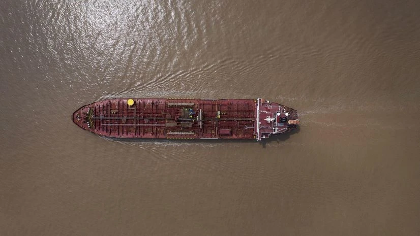 oil shipment, crude oil, oil export oil shipment, crude oil, oil export