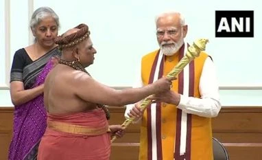 PM Modi meets Adheenams day before inaugurating parliament building PM Modi