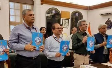 CBIC releases report on Indian cargo, shows improvement in release time CBIC releases report on Indian cargo