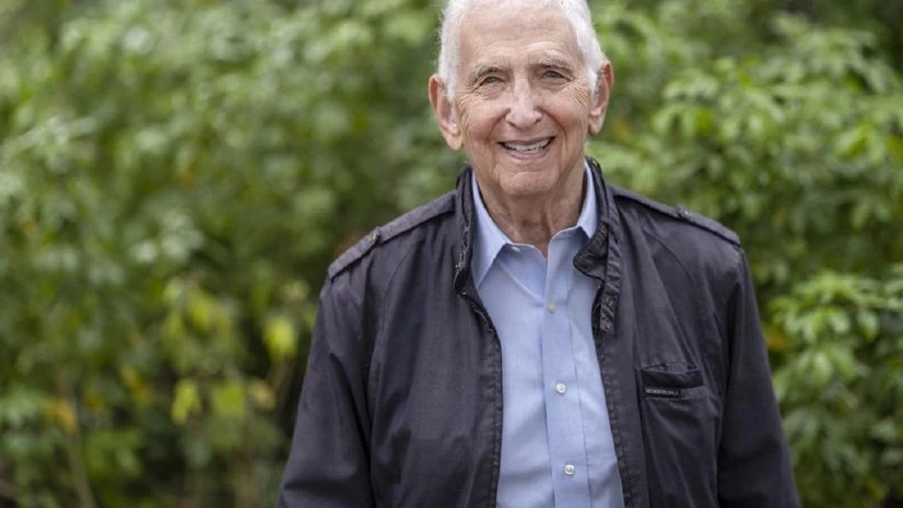 Daniel Ellsberg Daniel Ellsberg