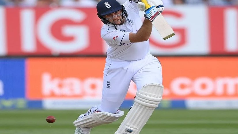 Record-breaking Joe Root, Brook lead ENG to strong 492-3 vs PAK in 1st Test | News Joe Root hits a century on Day 1 of the first Ashes Test between England and Australia. Photo: Twitter/England Cricket