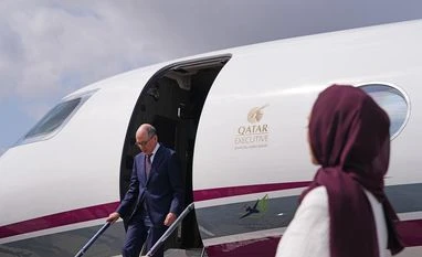 Aircraft mega-deals prompt bubble warning from aviation industry veterans Aviation sector