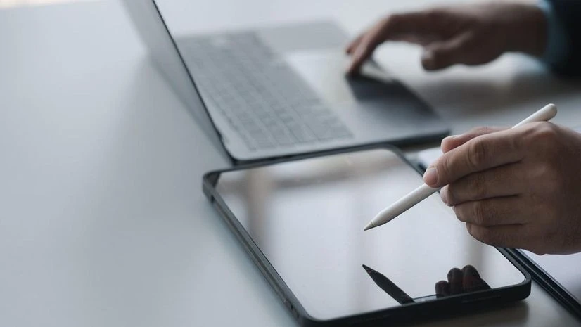 broker, stock market broker, stock market