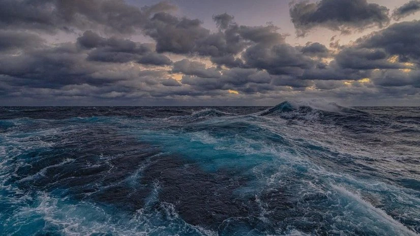 Indian Ocean's ‘gravity hole’ opens doors to secrets of Earth's origin Indian Ocean's ‘gravity hole’ opens doors to secrets of Earth's origin