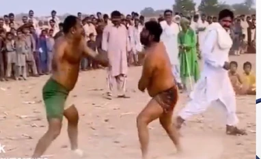 Pakistan's 'Slap Kabaddi' video goes viral, leaves netizens in splits Pakistan invents a new version of Kabaddi, well known as ‘Thappad Kabaddi’ or Slap Kabaddi