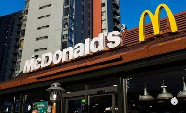 As prices go sky-high, several McDonald's outlets drop tomatoes from menu McDonald's, Tomatoes, tomato price