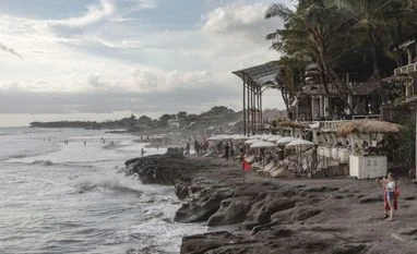 Millions of Chinese curb Southeast Asian growth as they decide to stay home Travel, Chinese