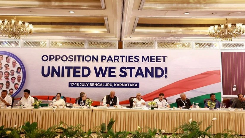 United We Stand, opposition meet United We Stand, opposition meet