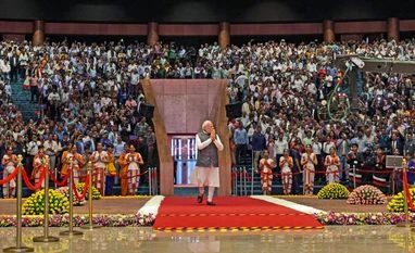 Weekend Bites: Confidence motion, corporation action, and a cage fight PM Modi, inauguration of the redeveloped International Exhibition-cum-Convention Centre (IECC) complex at Pragati Maidan