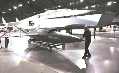 US aircraft carrier arrives in S Korea as Kim exchanges messages with Putin US aircraft