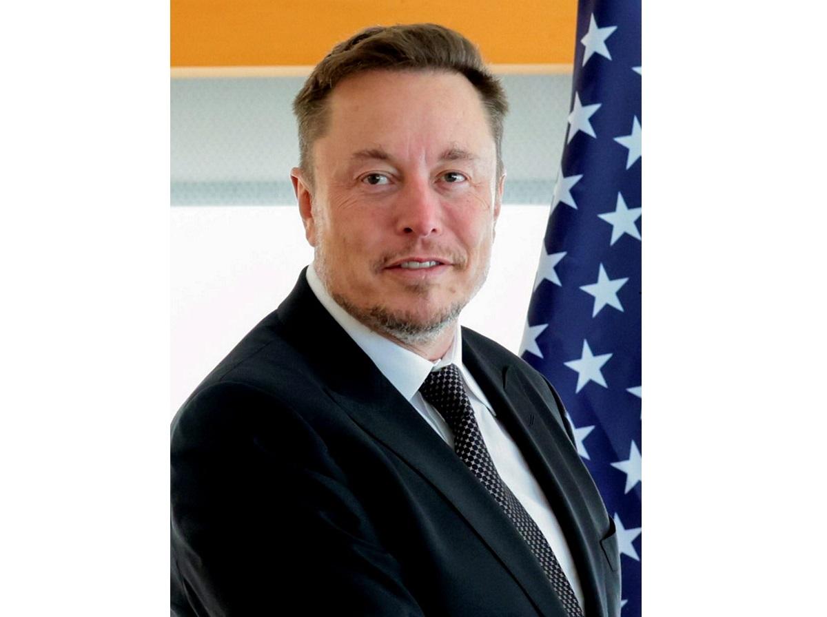 Tesla CEO Musk raises alarm on interest rates, hesitates on Mexico