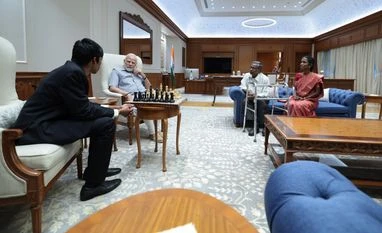Latest news LIVE: PM Modi meets chess prodigy Praggnanandhaa, his family PM Modi meets chess prodigy Praggnanandhaa