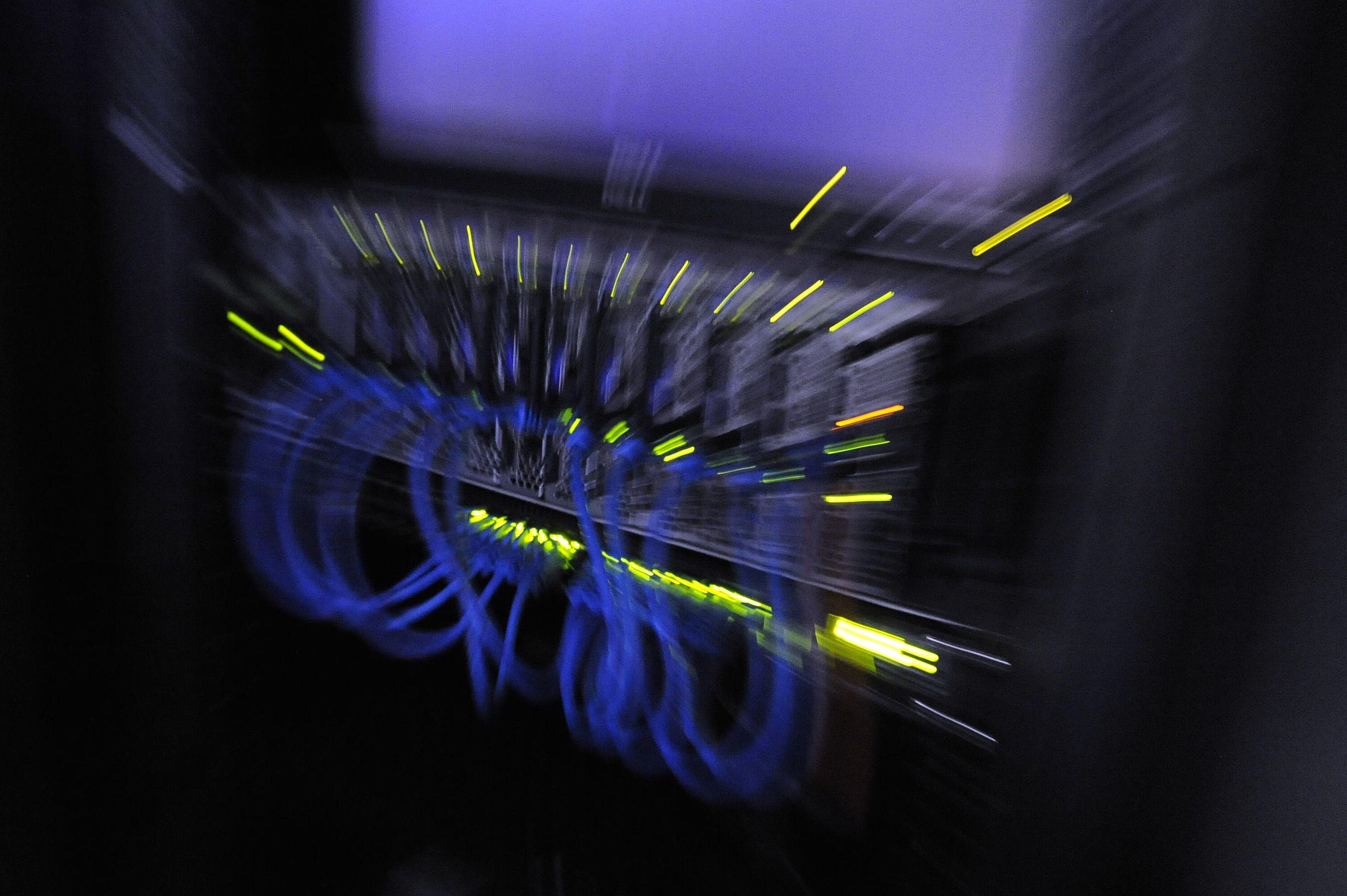 Servers, not PCs, are the main growth engine in AI era, says Dell
