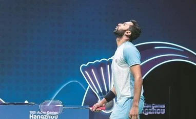 India's HS Prannoy, Lakshya Sen withdraw from Syed Modi International Shuttler HS Prannoy signs off with bronze medal after losing to China's Li Shifeng