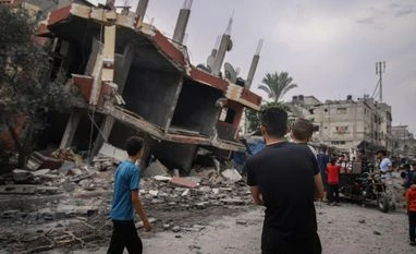 Israel strikes neighbourhoods in Gaza Strip as war appears to escalate israel-palestine, Damage, Hamas