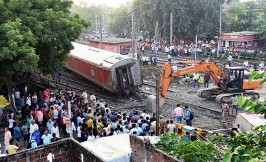 Bihar train crash: Fault in tracks likely cause, suggests initial report Bihar train crash