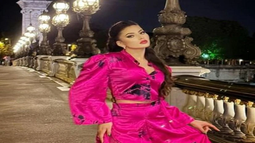 B'wood actor Urvashi Rautela B'wood actor Urvashi Rautela