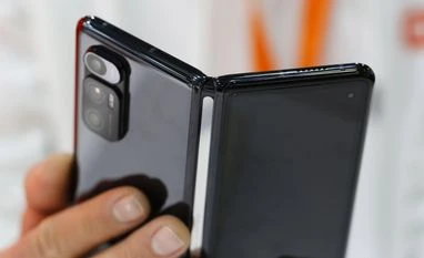 fold phones fold phones