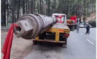 U'khand tunnel rescue: BRO to transport machines for vertical drilling tunnel rescue