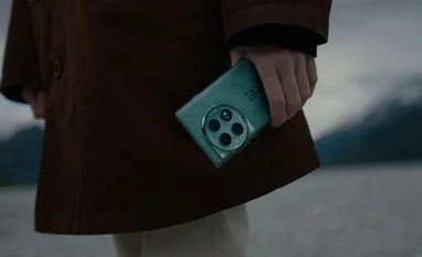 oneplus, OnePlus 12, OnePlus 12 first look, OnePlus 12 design, oneplus 12 details, oneplus 12 lunching date, oneplus 12 price, OnePlus 12 Color Options, oneplus 12 specifications, Smartphones, chines Smartphone, tech news, technology news oneplus, OnePlus 12, OnePlus 12 first look, OnePlus 12 design, oneplus 12 details, oneplus 12 lunching date, oneplus 12 price, OnePlus 12 Color Options, oneplus 12 specifications, Smartphones, chines Smartphone, tech news, technology news