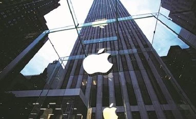 Apple prepares iOS 18 for iPhones with focus on Gen-AI and more: Report Apple