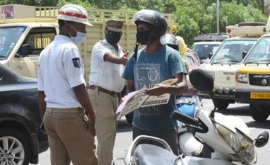 Delhi proposes 50% cut on fines for traffic violations settled in 90 days Telangana challan, telangana police, traffic challan