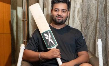 mrinank singh, rishabh pant mrinank singh, rishabh pant