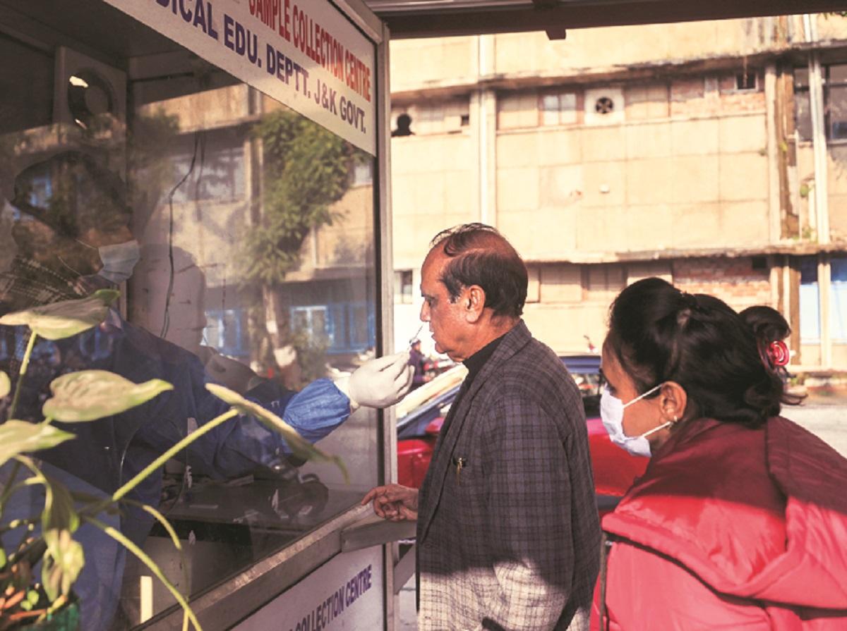 636 new Covid cases reported on Monday with 197 instances of JN.1