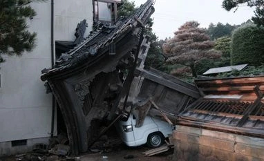 Toll reaches 100 as survivors found in homes smashed by Japan earthquakes Japan, Japan earthquake, Damage