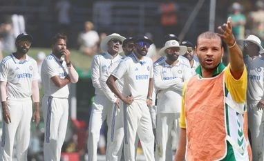 Construction activity led to 23 wkts on Day 1? Bizzare theory by SA coach South Africa batting coach Ashwell Prince on Cape Town wicket